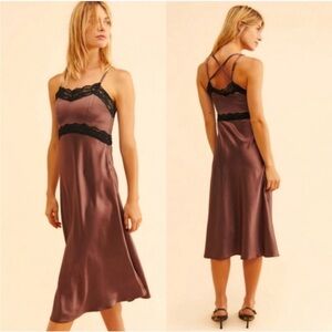 Anthropologie Mauve Satin Slip with Black Lace, US 8